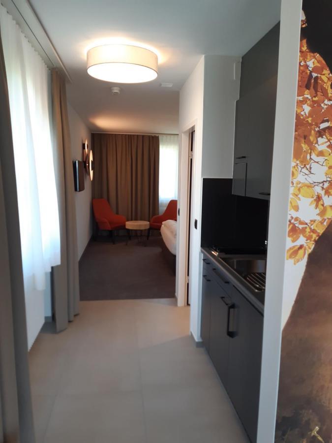 Hotel Urs Und Viktor Bettlach Bagian luar foto