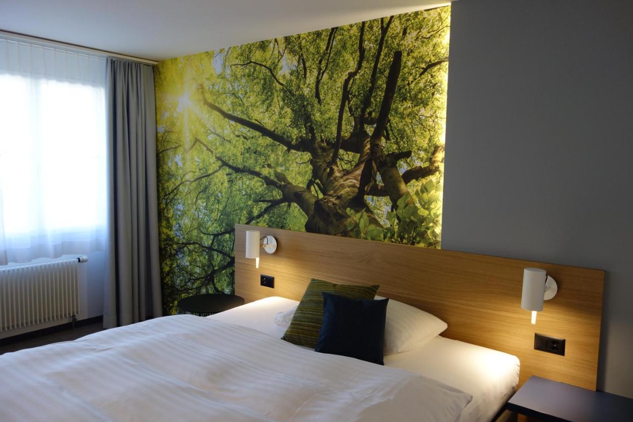 Hotel Urs Und Viktor Bettlach Bagian luar foto